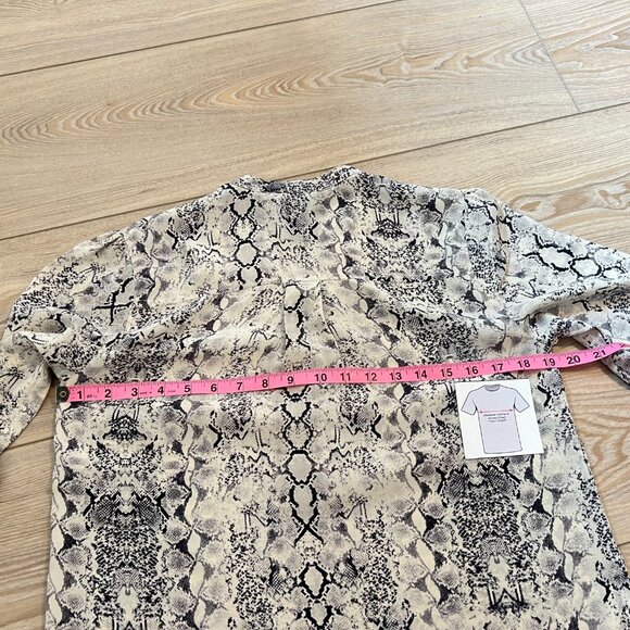 Lux & Chic Cynthia Rowley 100% Silk Button-Front Tunic | Cream Snake Print | S - Picture 13 of 16